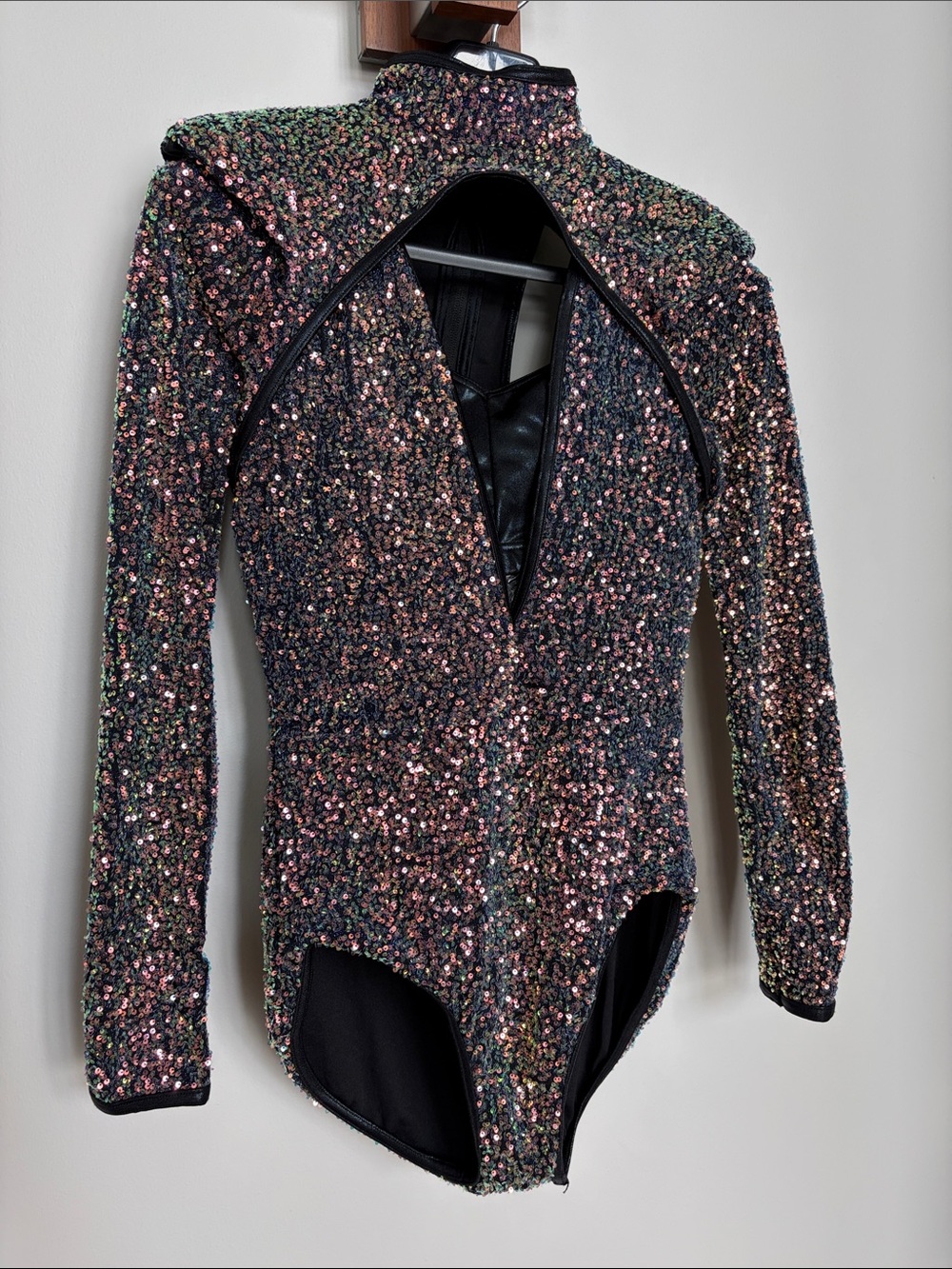 Weissman Iridescent Sequin Long-Sleeve Bodysuit - Multicolor Sparkle